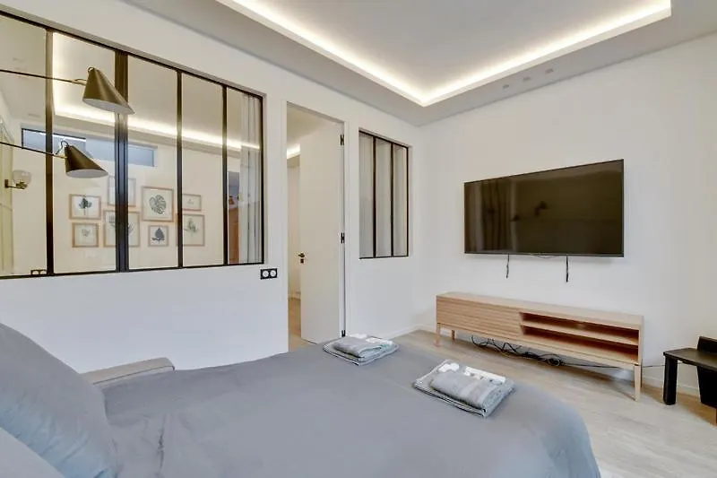 166 Suite Roza - Superb Apartment In Paris. 0*, Paris